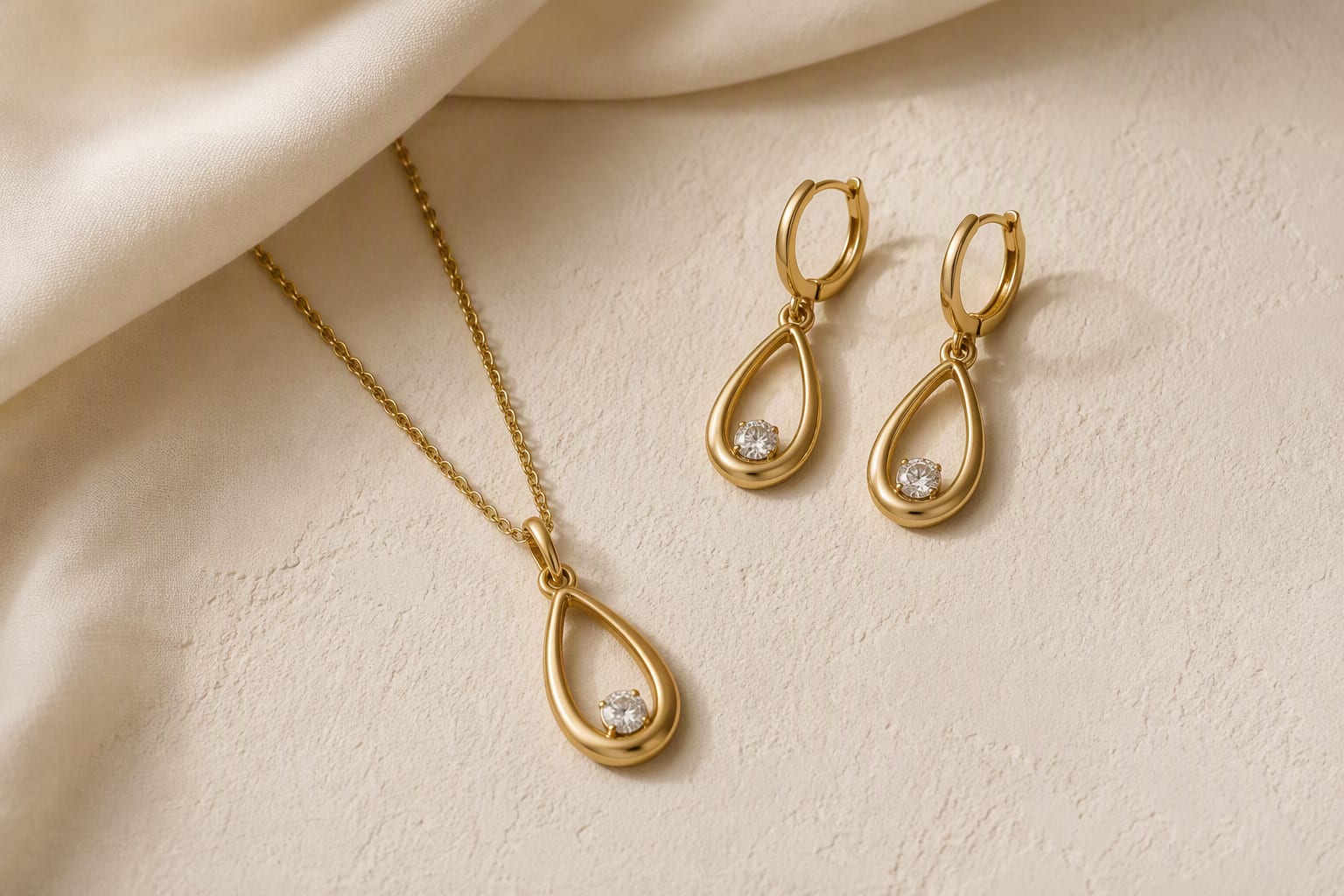 Necklace & Earring Set