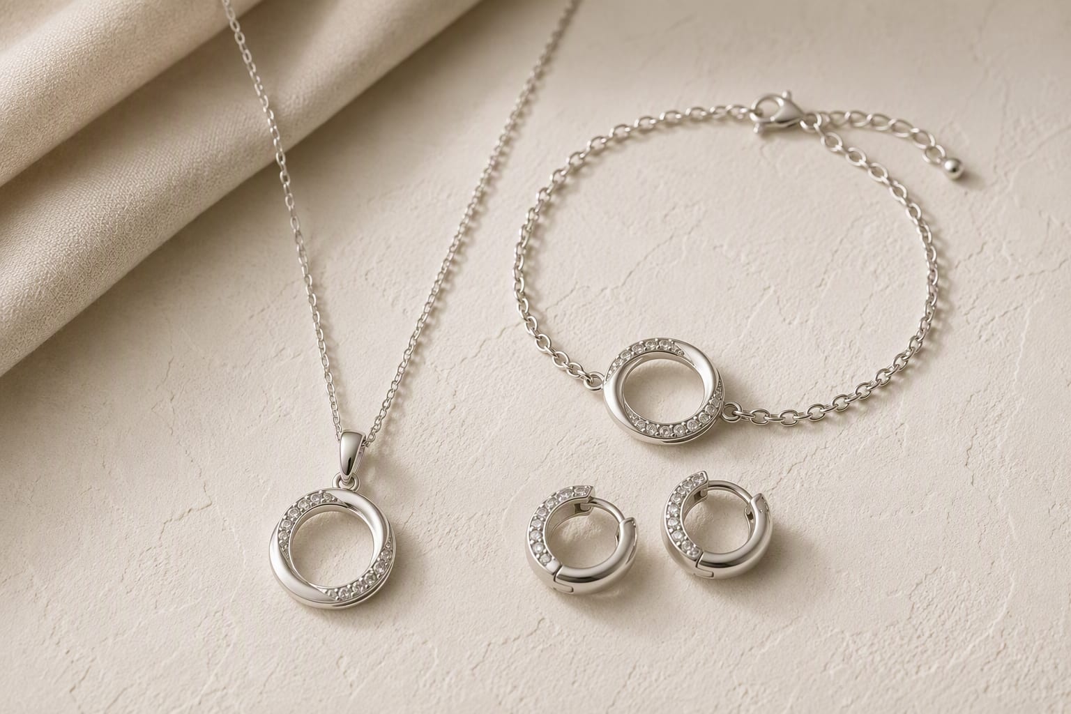 Pendant & Bracelet Gift Set