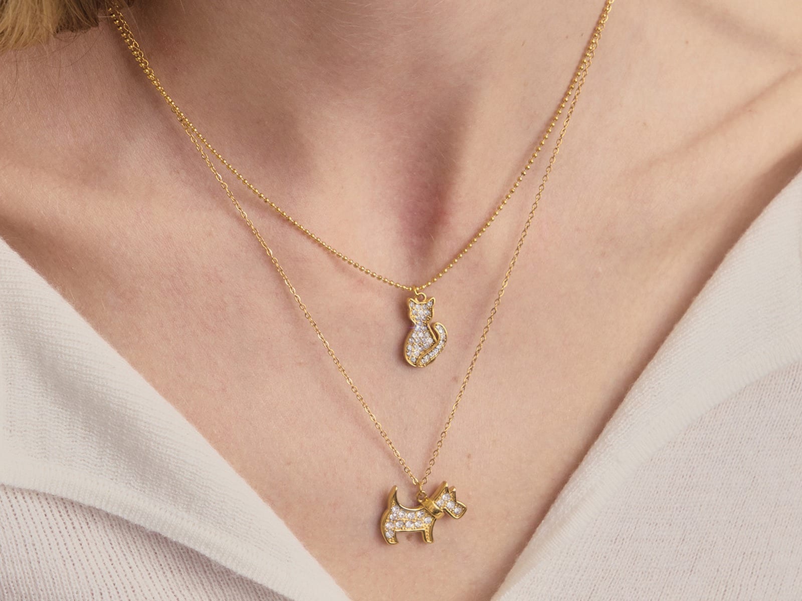 Cat & Dog Motif Necklace — detail