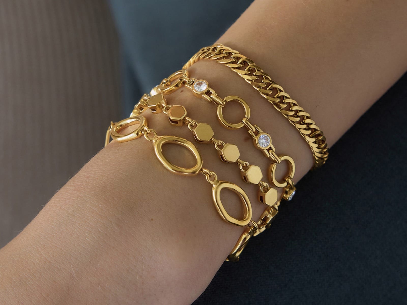 Chain Bracelet Range — detail