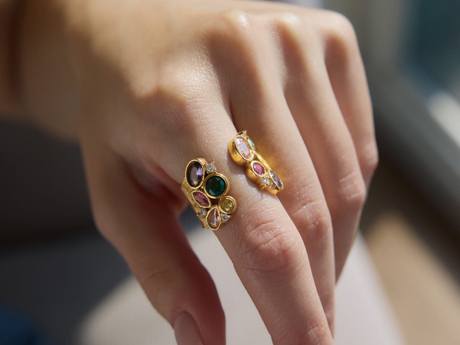 Coloured CZ Open Ring — detail