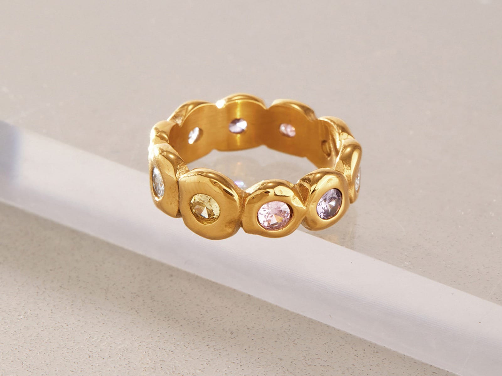 Coloured CZ Wide Band Ring — detail