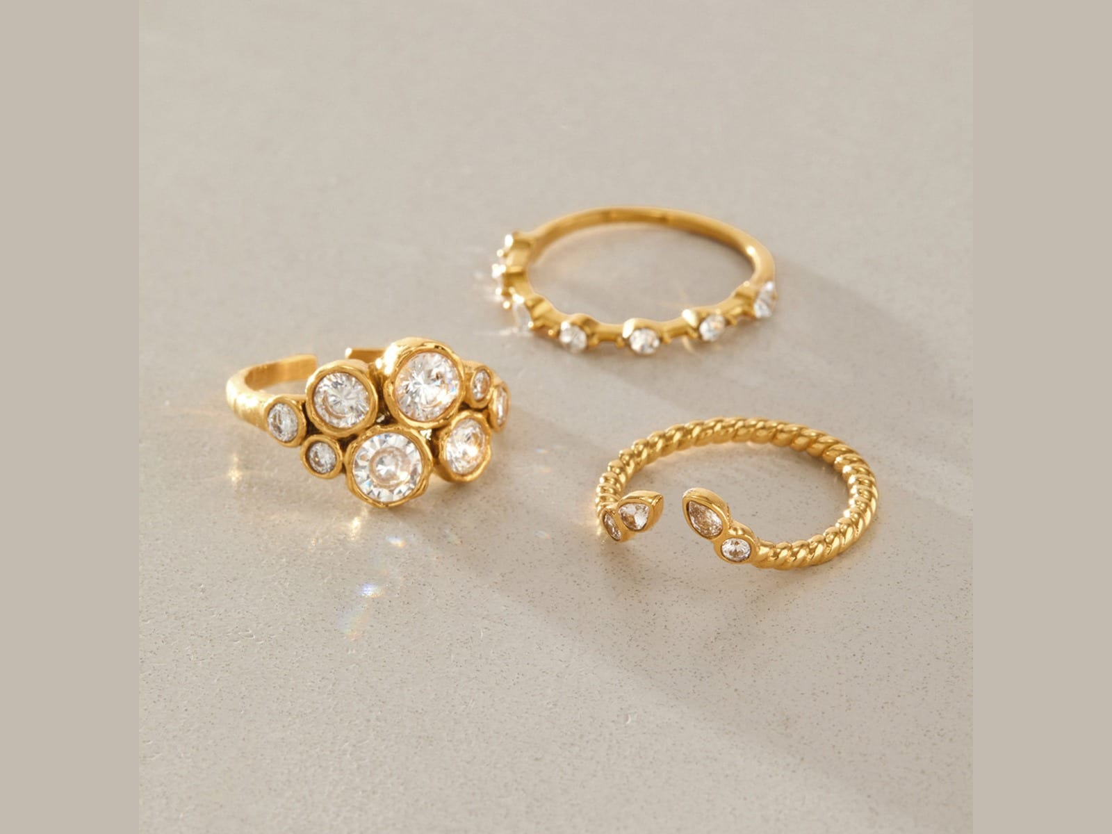 CZ Cluster Open Ring — detail