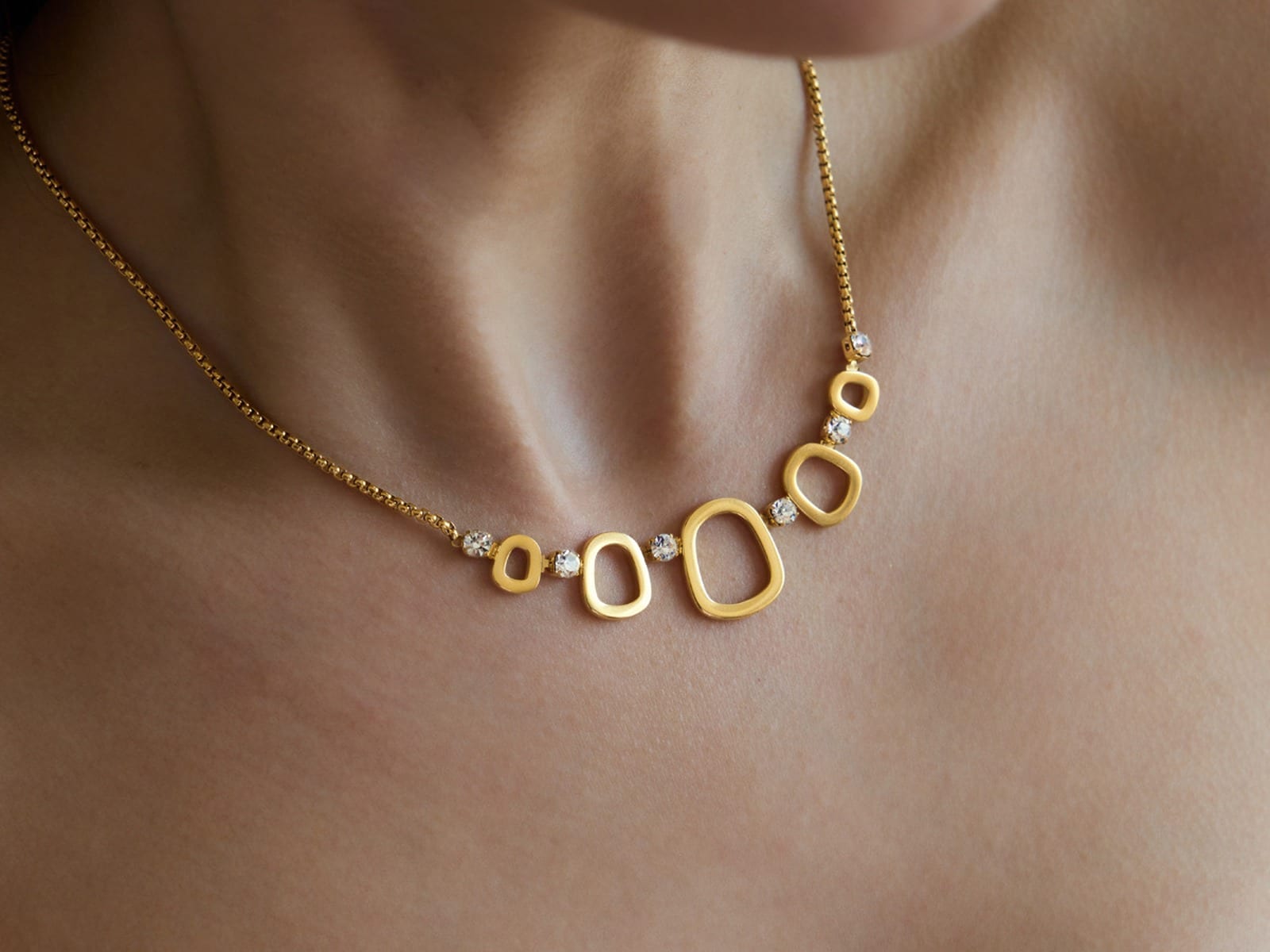 CZ Organic Link Necklace — detail