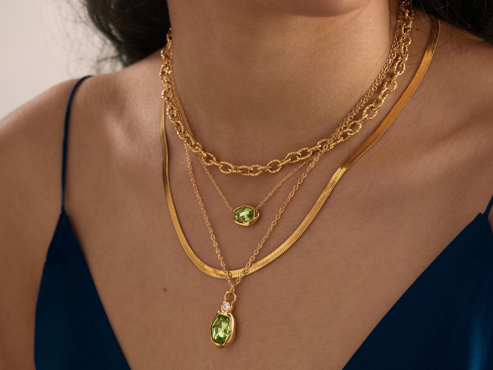 Glass Drop Pendant Necklaces — detail