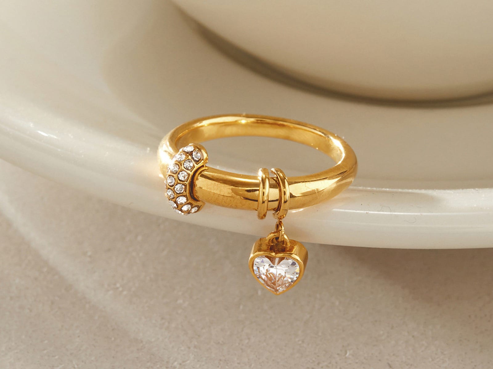 Heart CZ Dangle Ring — detail