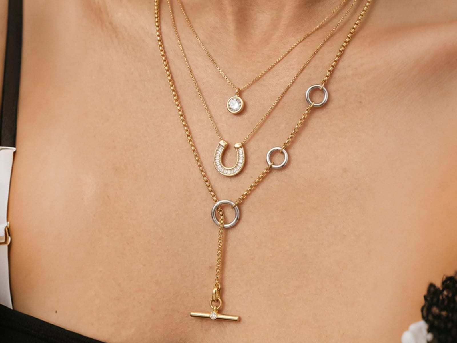 Horseshoe & T-Bar Necklaces — detail