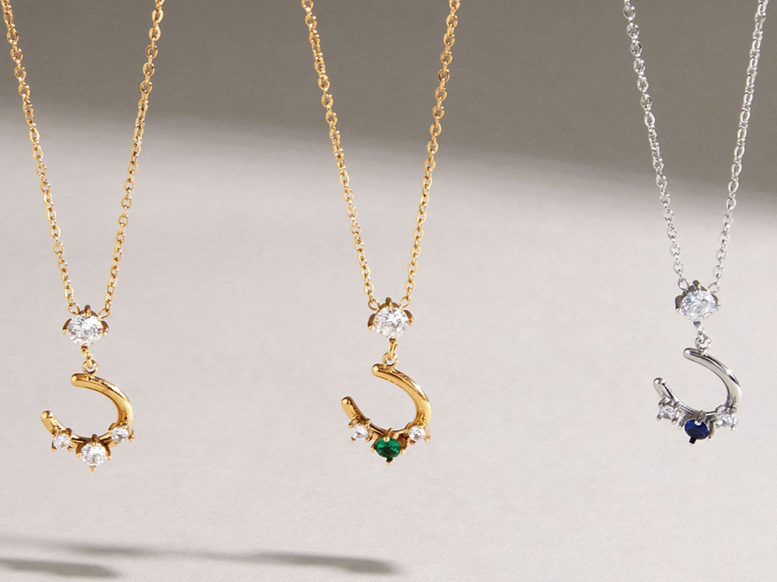 Horseshoe Charm Necklace, Bracelet & Earring Set — detail
