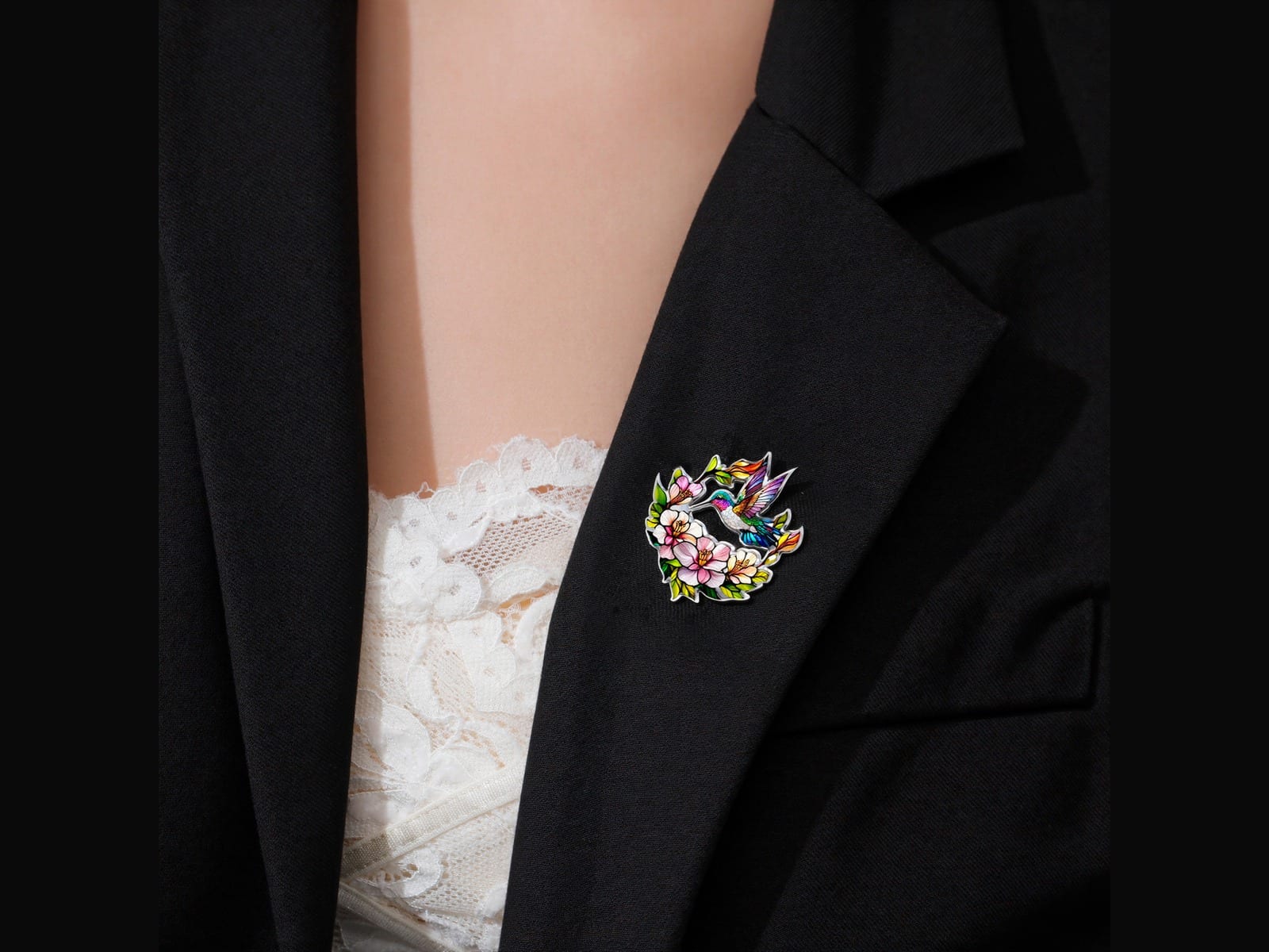 Hummingbird Brooch — detail