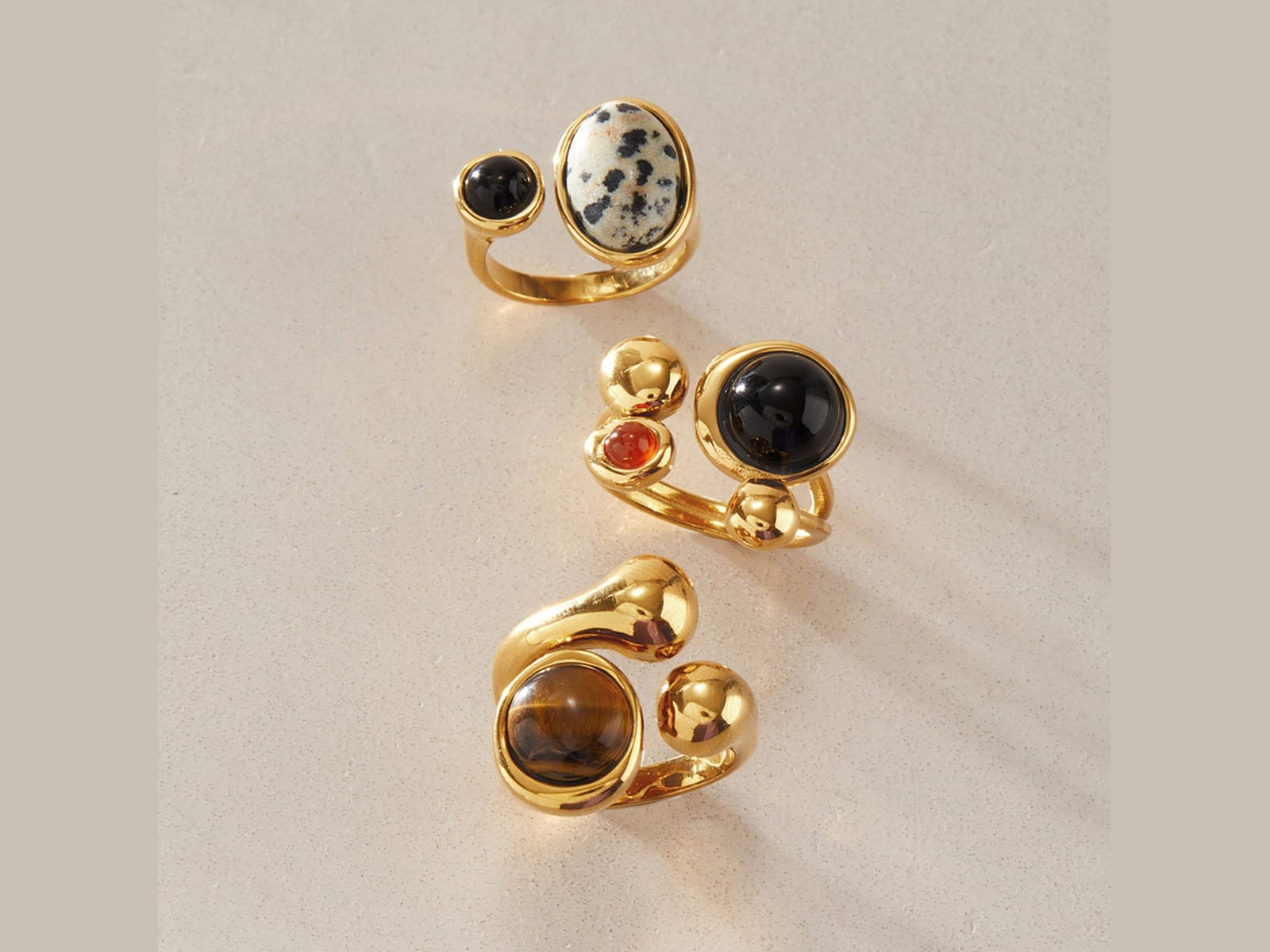 Large Cabochon Ring, Chunky Band — detail