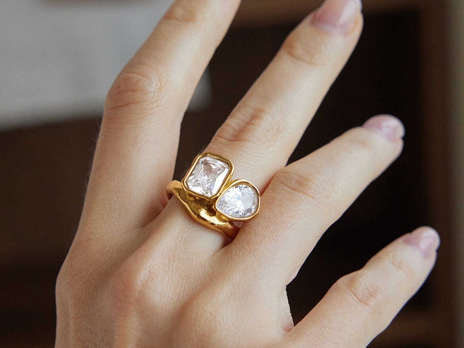 Large Stone Ring Range — detail