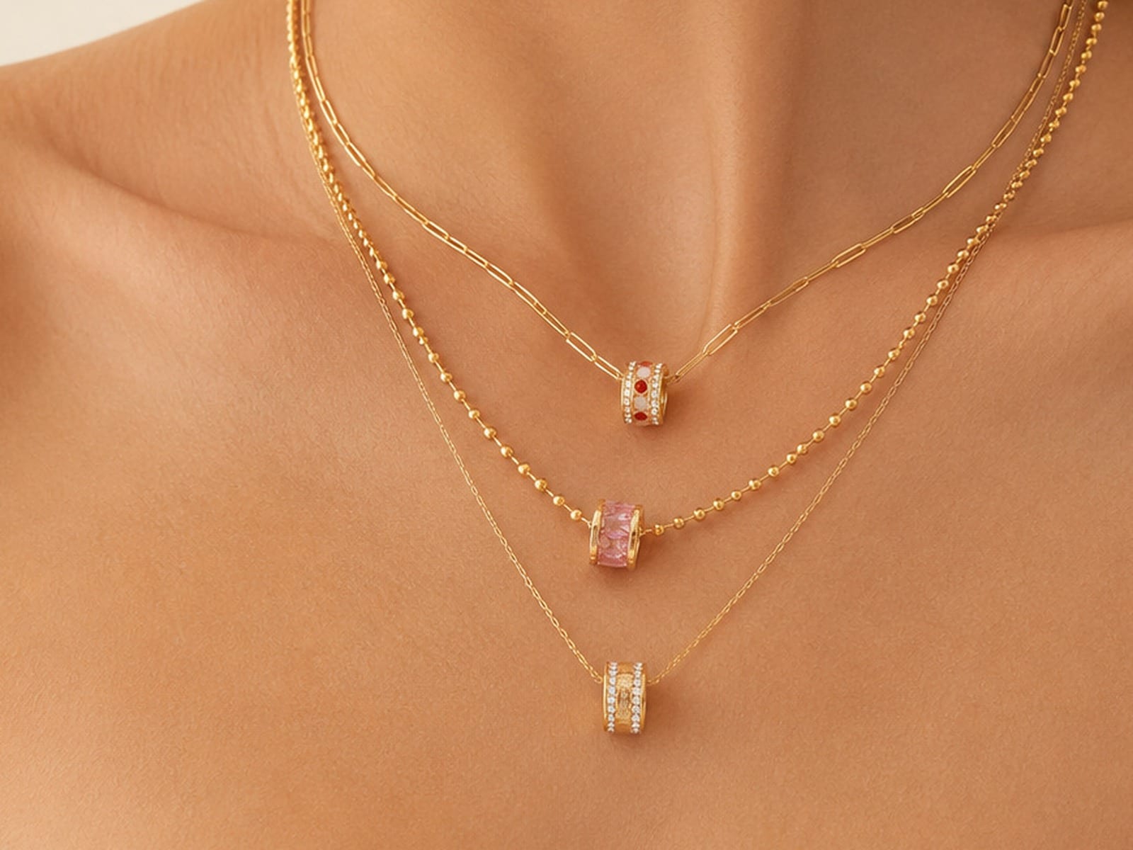 Pendant Necklace Range — detail