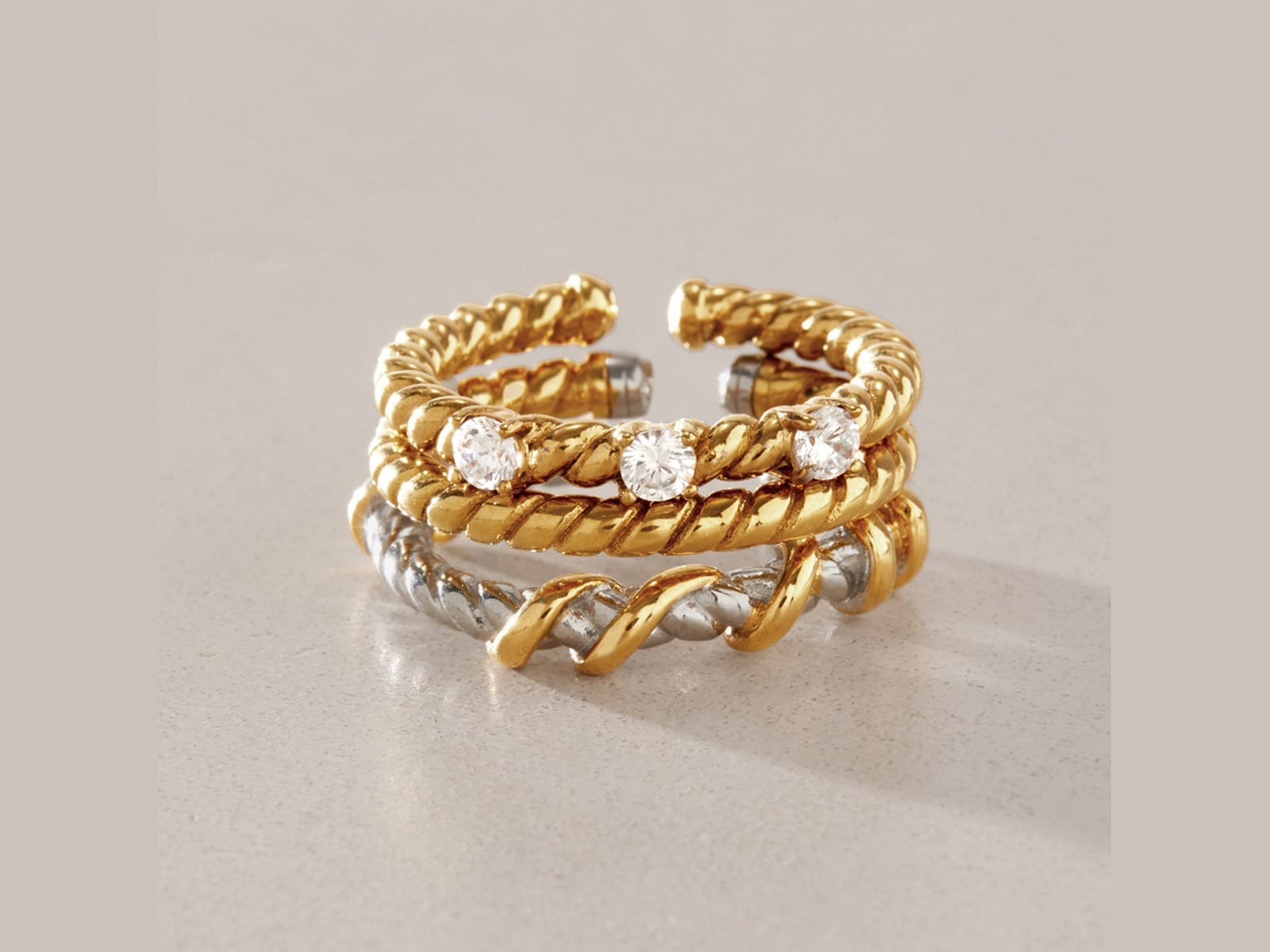 Open Stack Ring Range — detail