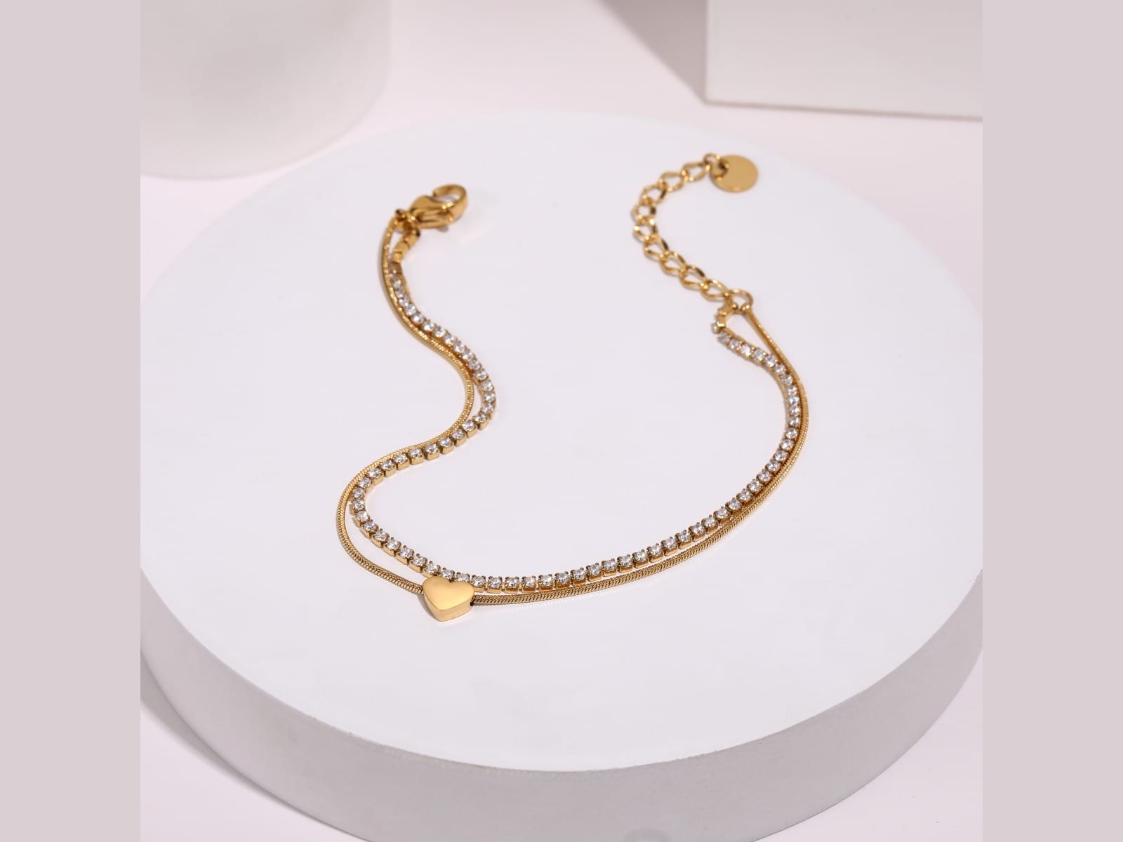 Pavé Heart Two-Tone Bracelet — detail