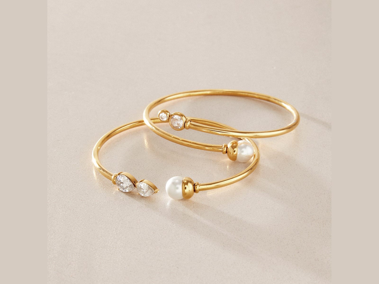 Pearl Wire Bangle — detail