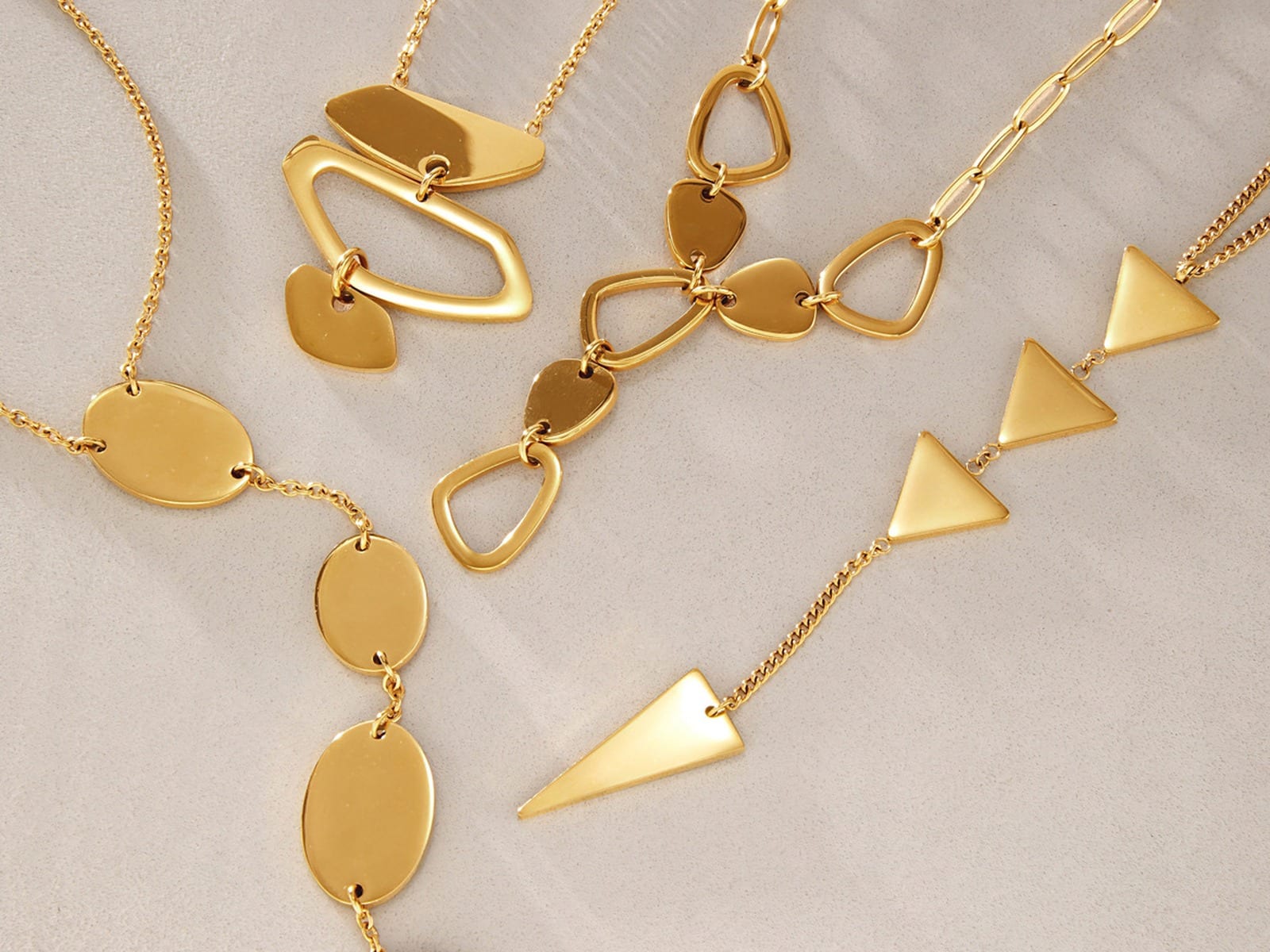 Polished Shape Necklace — detail