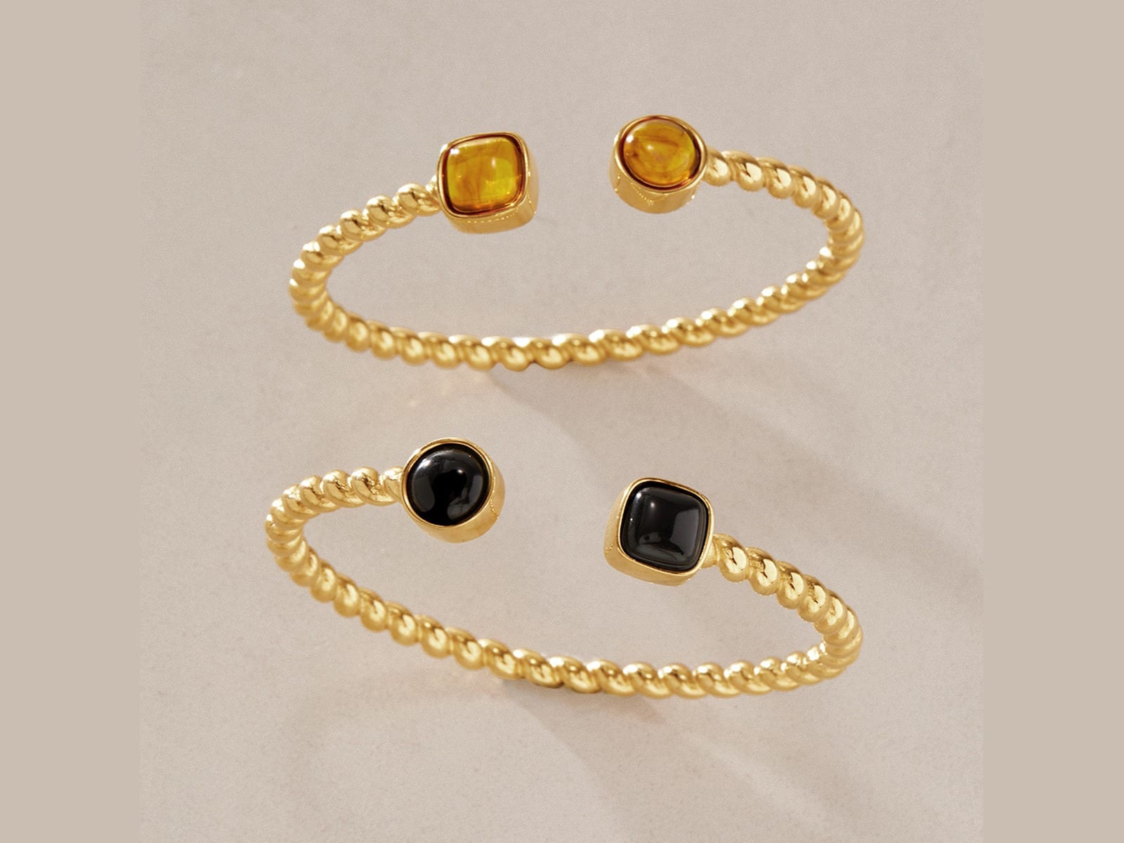 Resin Stone Twist Bangle — detail