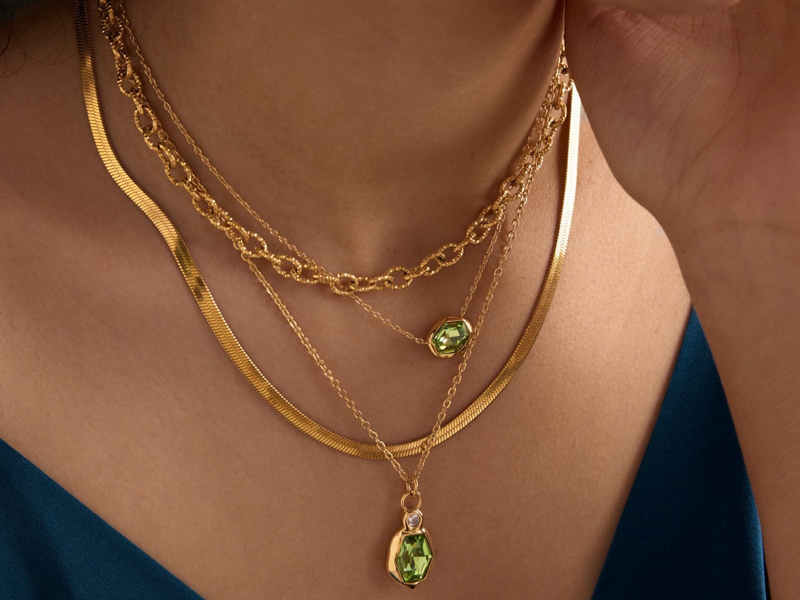 Single Stone Drop Necklaces — detail