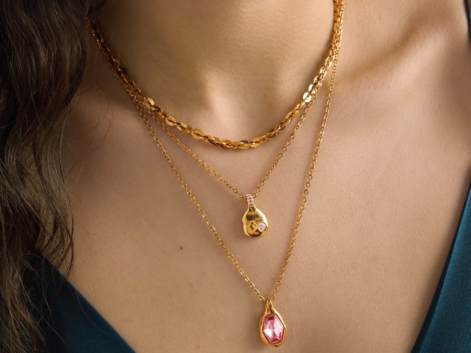 Single Stone Drop Necklaces — detail