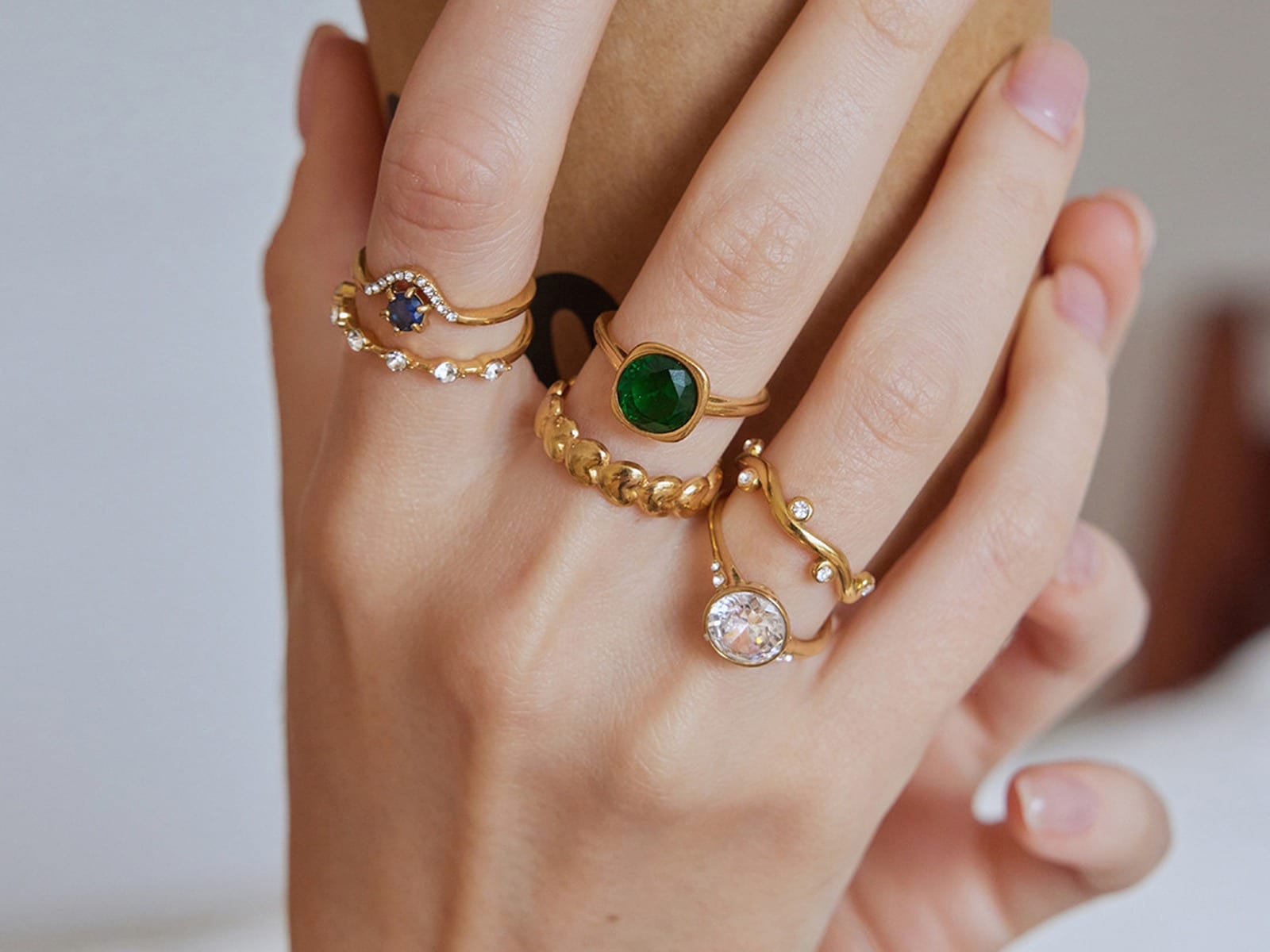 Single Stone Ring Range — detail
