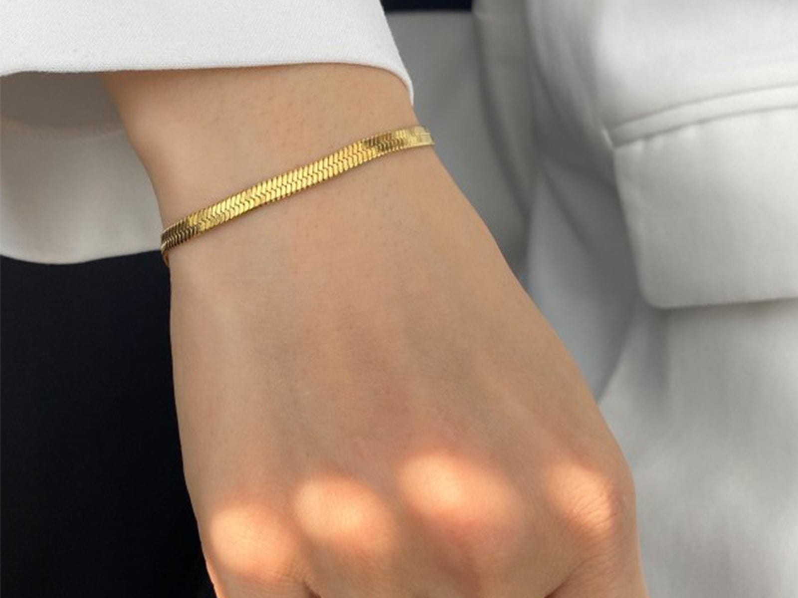 Snake Chain Bracelet — detail
