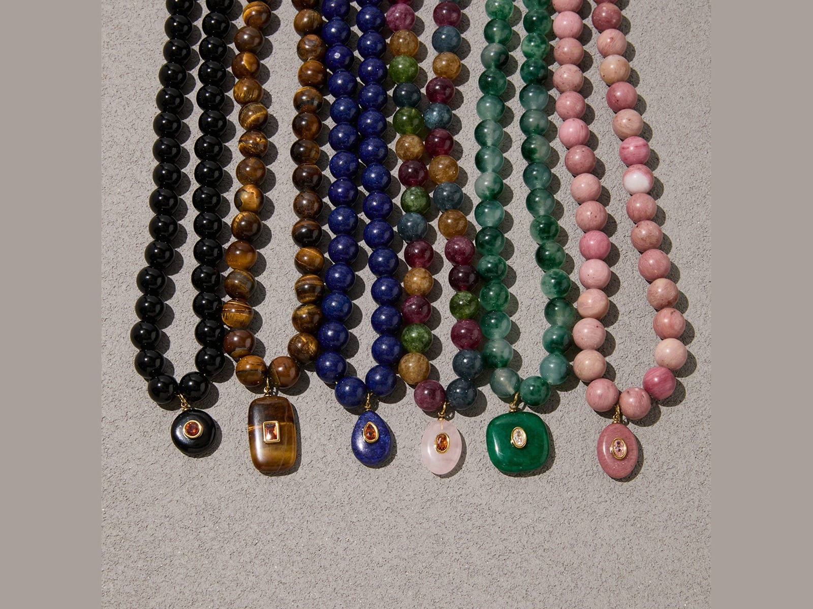 Stone Bead Pendant Necklace — detail
