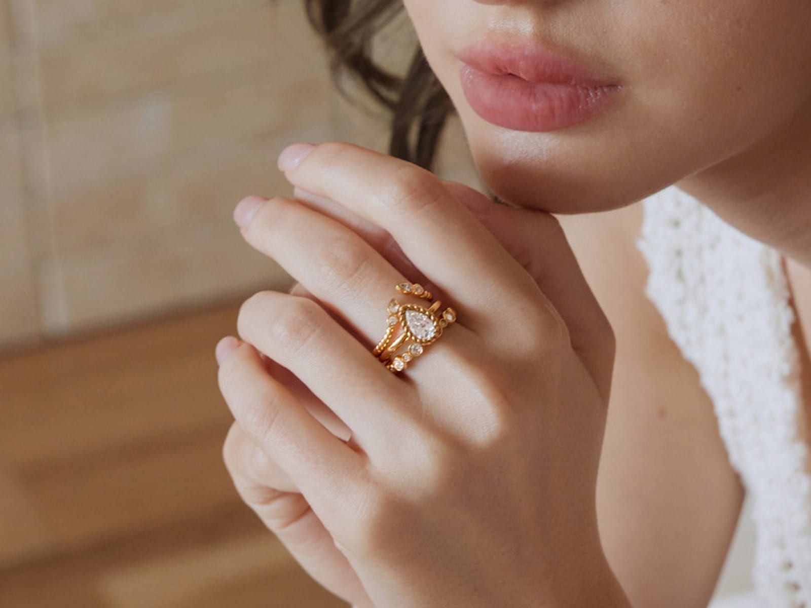 Twist & Pear Ring Set — detail