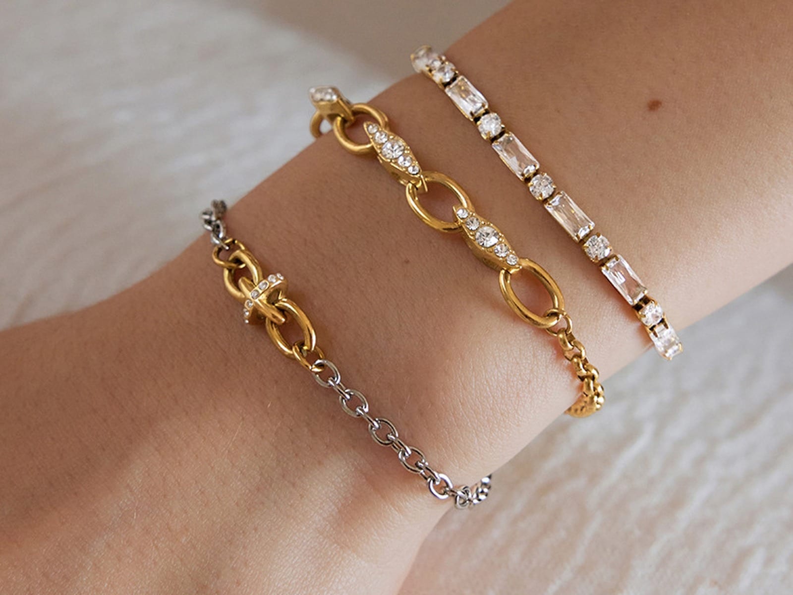 Two-Tone Pavé Bar Bracelet — detail