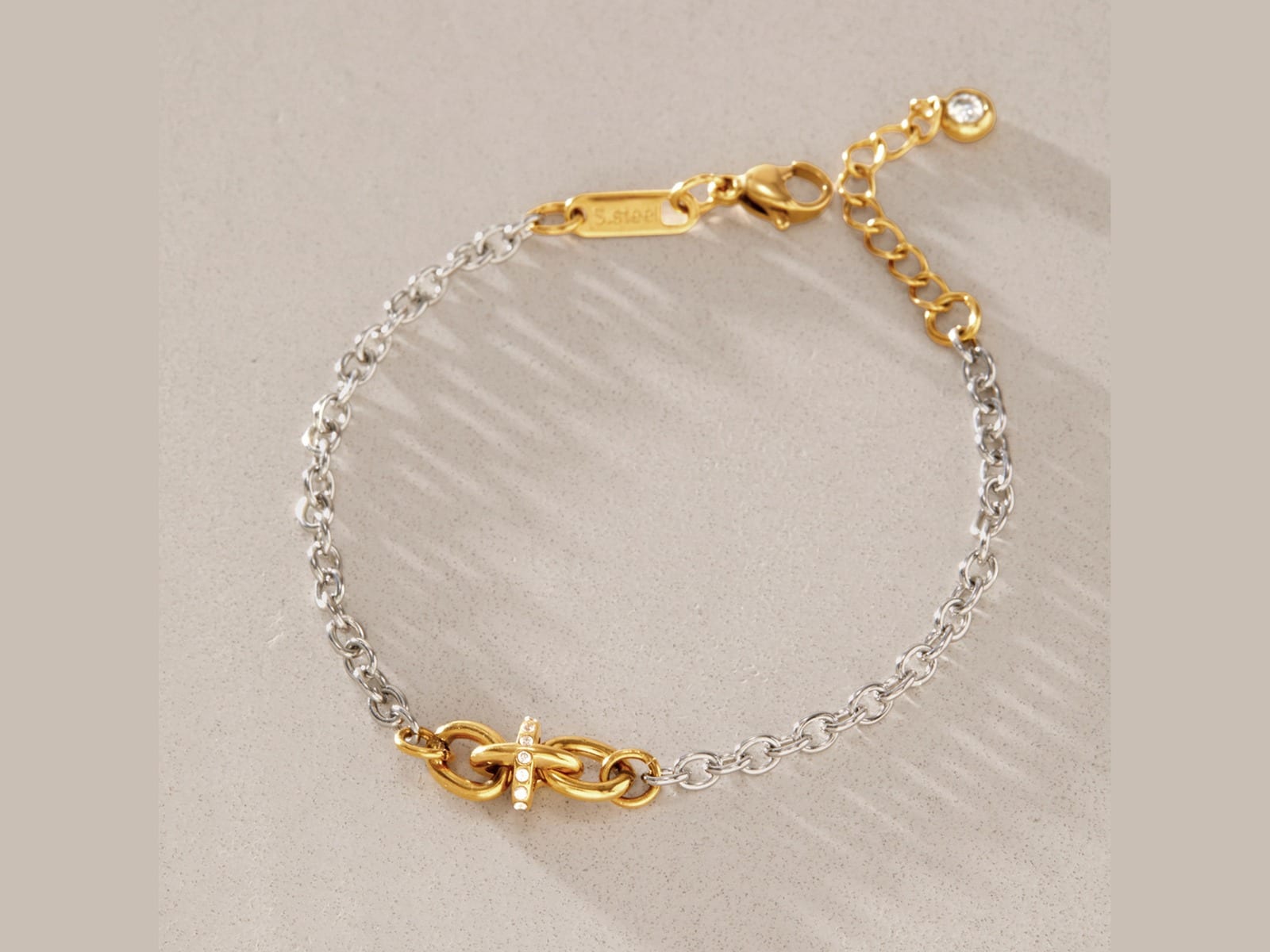 Two-Tone Pavé Bar Bracelet — detail