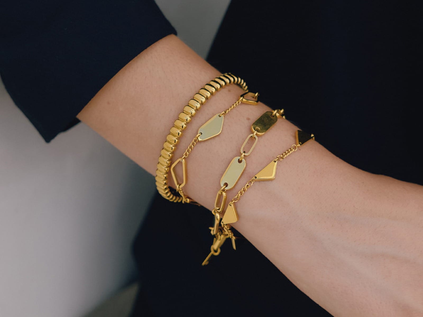 Wavy Bar Link Bracelets — detail